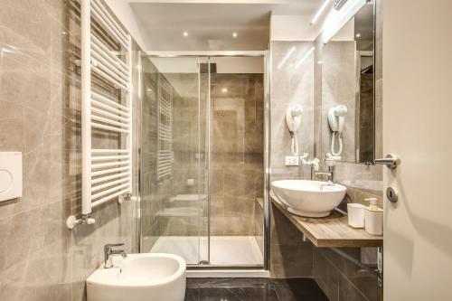 Afbeelding uit fotogalerij van River Luxury Suites in Rome