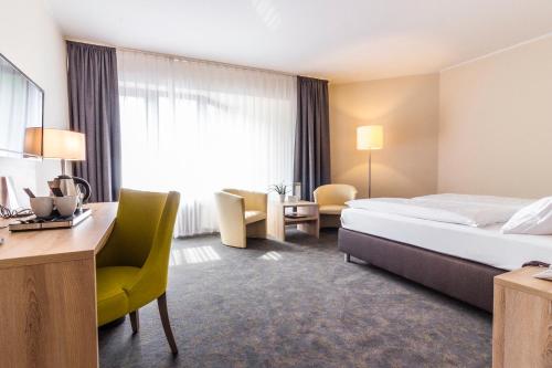 Postel nebo postele na pokoji v ubytování Hotel Engel