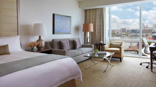 Four Seasons Baltimore Image