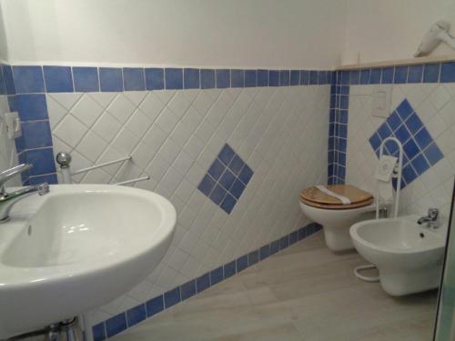 Ένα μπάνιο στο Sardinia-holiday Spargi Suite & Rooms