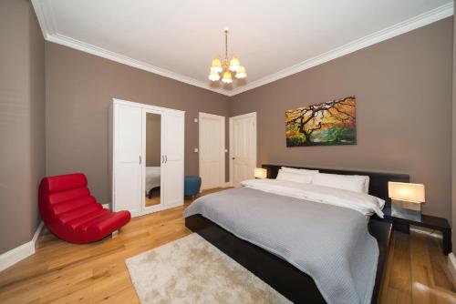 Central London Apartment - Great Location photo 81