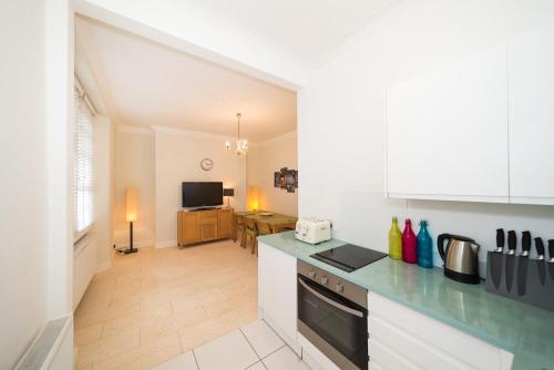 Central London Apartment - Great Location photo 88