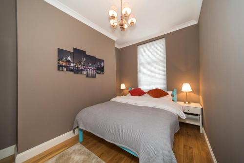 Central London Apartment - Great Location photo 96