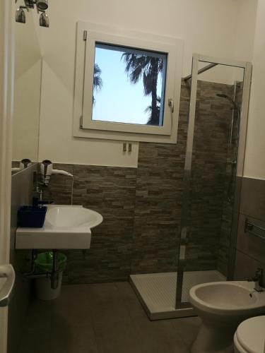 Un baño de Alykès