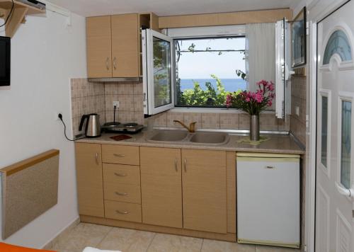 Gallery image of Sunset Studios in Skala Marion