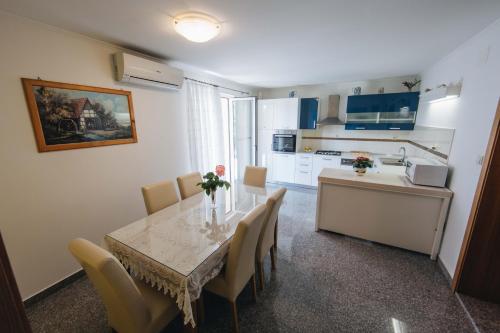 Apartment Danica