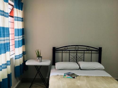 Cama o camas de una habitación en Andaina Youth Hostel