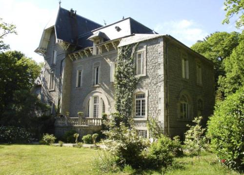 Κήπος έξω από το Domaine du Lampy-Neuf