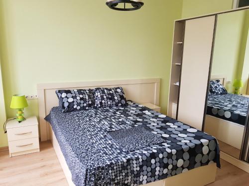 Ένα ή περισσότερα κρεβάτια σε δωμάτιο στο Apartments Cira 01