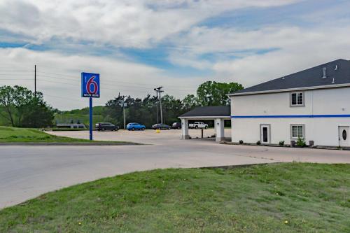 Motel 6-Augusta, KS – Photos 2