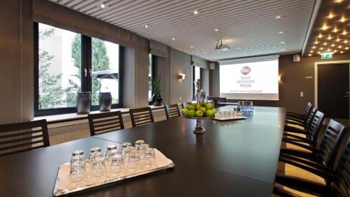 Der Geschäftsbereich oder Konferenzraum in der Unterkunft Hotel Kronjylland