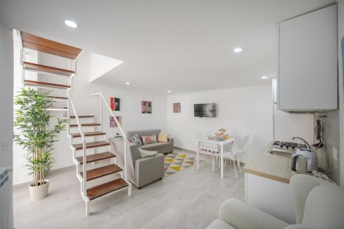 MIRANDA APARTMENTS nel cuore del Vomero