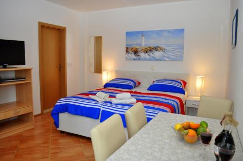 Apartments Ivica