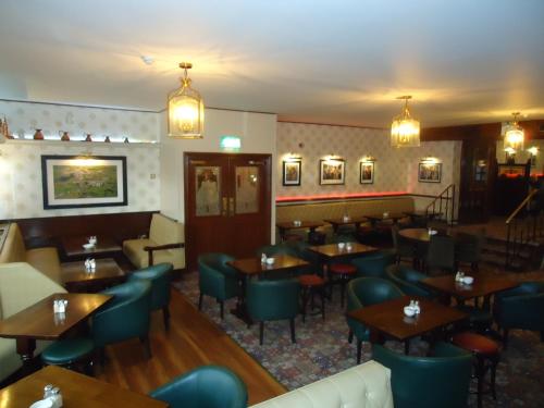 Posezení v ubytování Templemore Arms Hotel