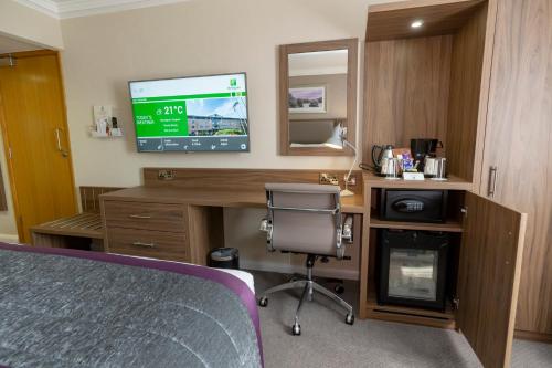 Dapur atau dapur kecil di Holiday Inn Nottingham by IHG