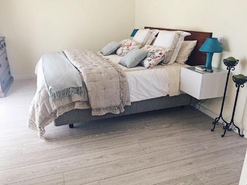 Postel nebo postele na pokoji v ubytování Arrábida Heritage @Portugal Luxury Retreat