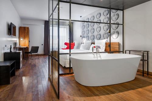 Fotografie z fotogalerie ubytování Shota @ Rustaveli Boutique Hotel v destinaci Tbilisi City