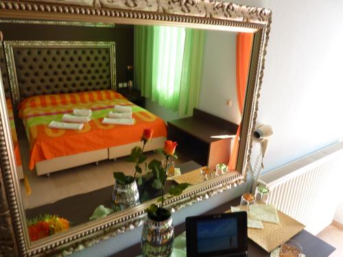 Gallery image of Hotel White Rose Beach in Olympiaki Akti