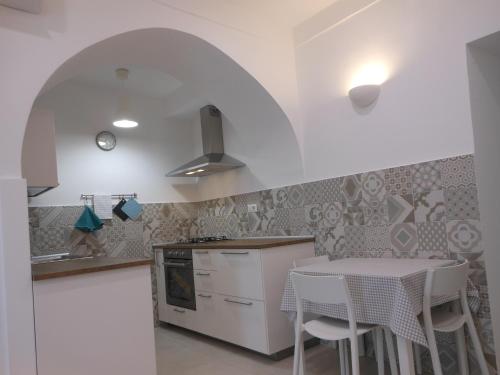 Η κουζίνα ή μικρή κουζίνα στο La rosa dei venti