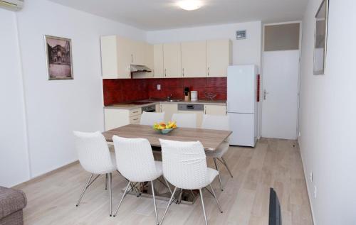 Apartments Put Plokita Smilja