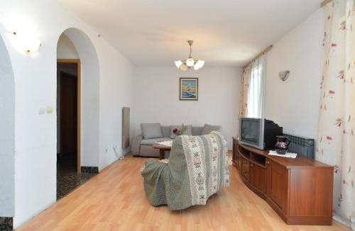 Apartments Ivanka 378