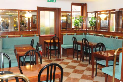 Hotel Diana