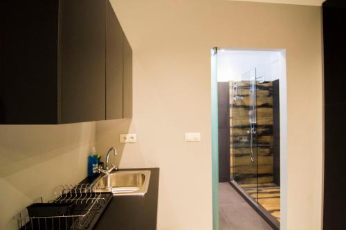 Acropolis Suite