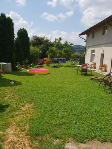 Imagen de la galería de Casa Ariana, en Curtea de Argeş