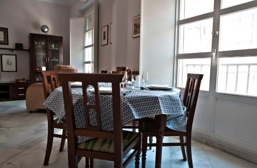 Amplitud en el corazón de Sevilla - Parking gratis