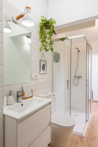 Azafran Suites