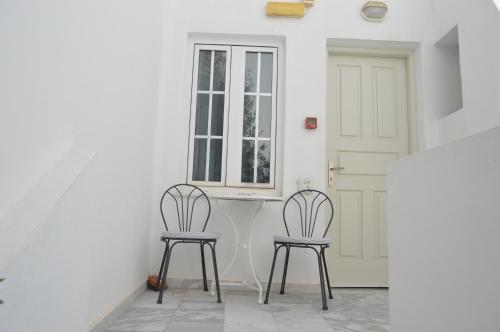 Φωτογραφία από το άλμπουμ του Kamari Beach Hotel  στο Καμάρι