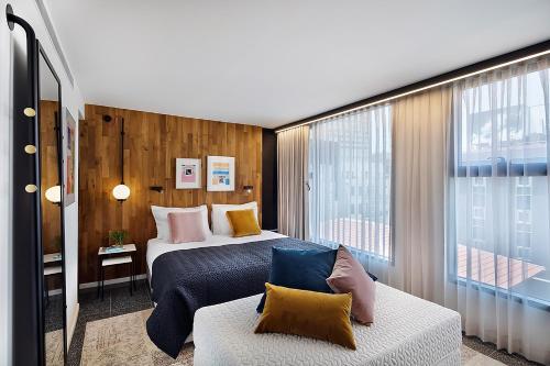 Un ou plusieurs lits dans un hébergement de l'établissement Fabric Hotel - an Atlas Boutique Hotel