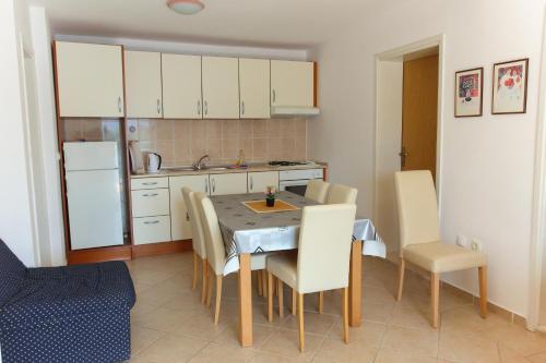 Kuchyň nebo kuchyňský kout v ubytování Guesthouse Lamia