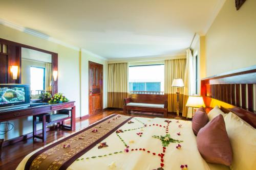 로얄 엠파이어 호텔 객실 침대