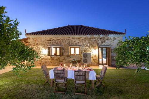 Villa Anerocurù by Chania city