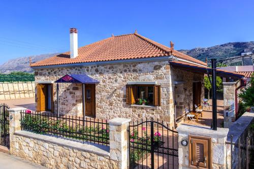 Villa Anerocurù by Chania city
