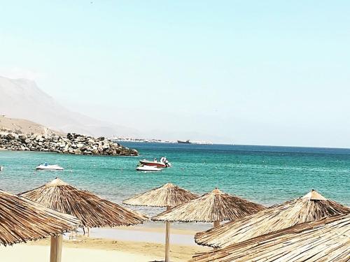 Horizonte Seafront Suites