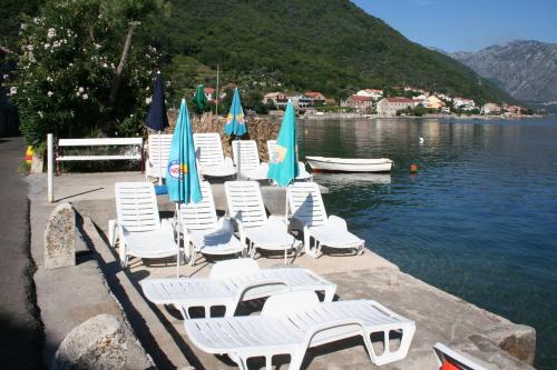 Foto da galeria de Apartments Penovic em Kotor