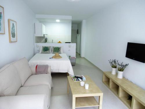 Vivelorural Apartamento Canteras vista mar lateral