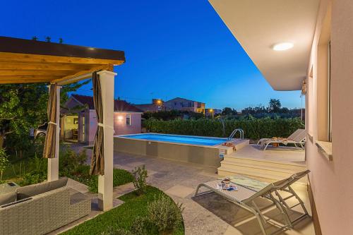 Villa Sweet Home Marija With Heated Pool