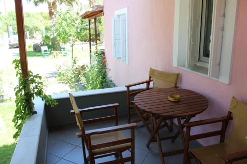 Gallery image of Studio Aspa in Skala Eresou