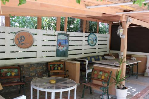 Gallery image of Studio Aspa in Skala Eresou