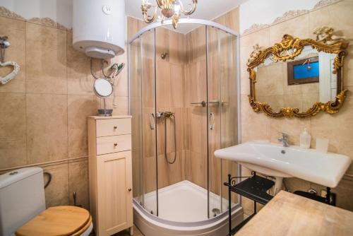 Kylpyhuone majoituspaikassa Apartment Porec