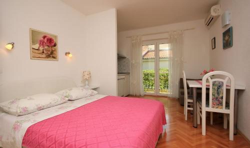 Apartments Vekic