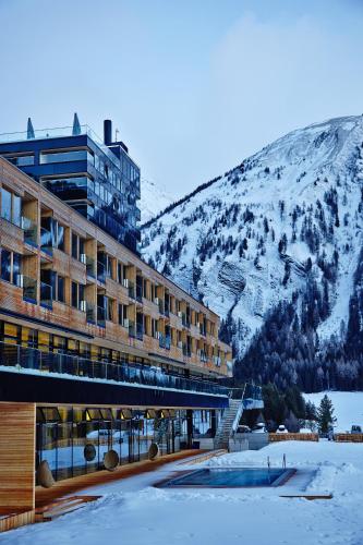 Gradonna Mountain Resort Chalets & Hotel – Photos 2