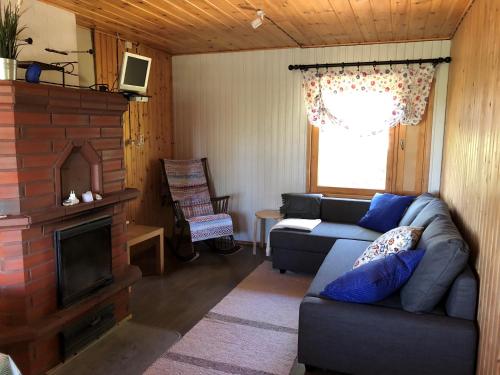 Predel za sedenje v nastanitvi ILO107