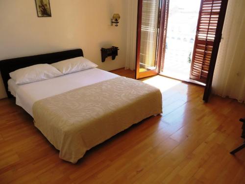Apartment Vrsi 2 – Photos 3