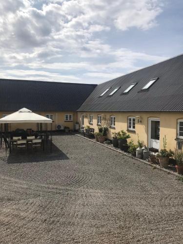 Gallery image of Strandsegård Ferielejlighed in Ølsted