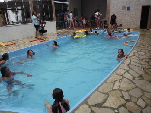 Kolam renang di atau dekat dengan Hotel Miguel Pereira