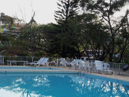 Kolam renang di atau dekat dengan Hotel Miguel Pereira